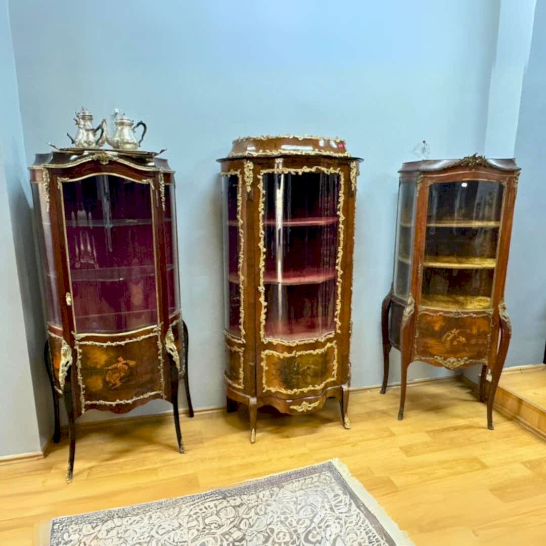 Vernis martin vitrinler