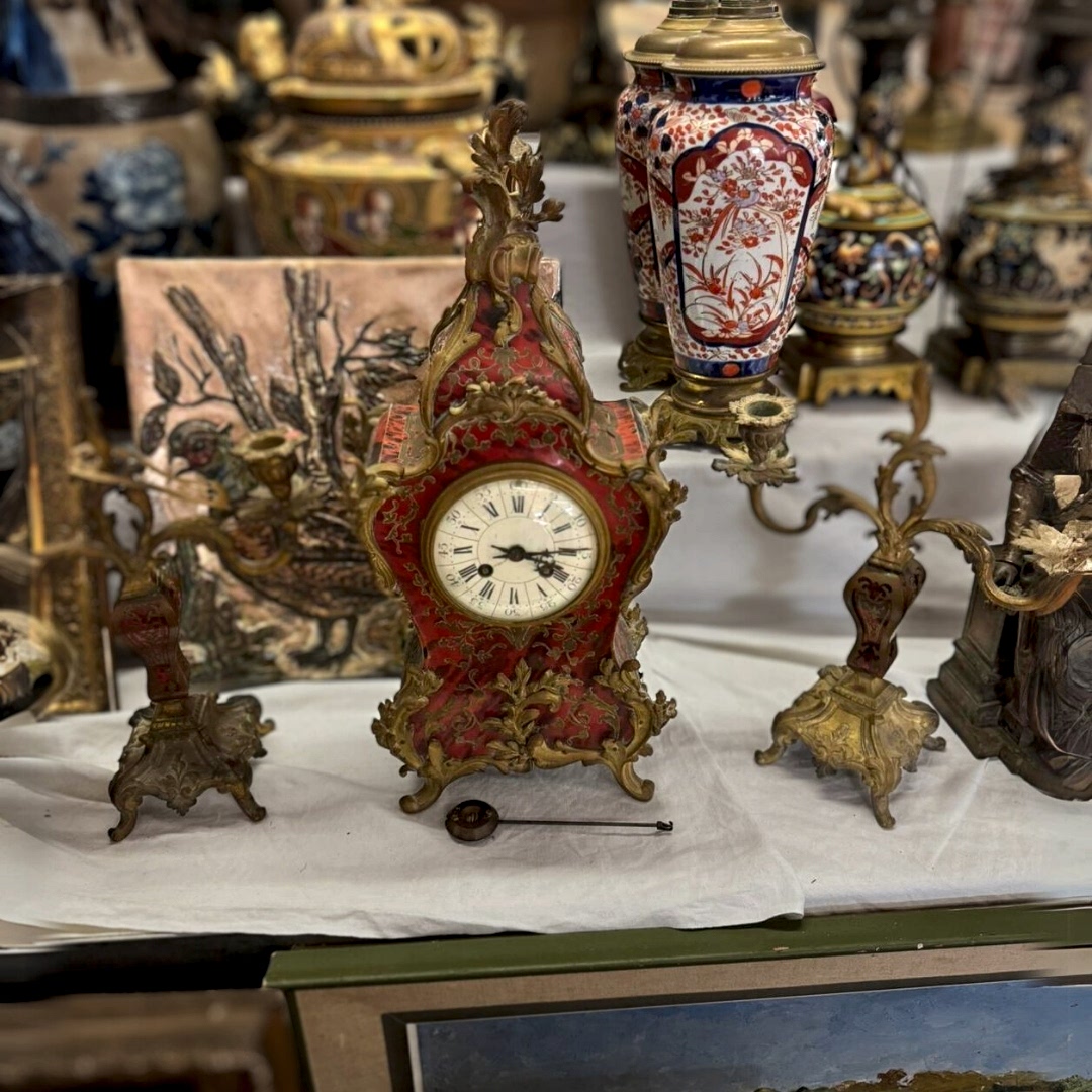 Kaplumbağa,Bağ bronz şamdanlı saat&nbsp;takımı